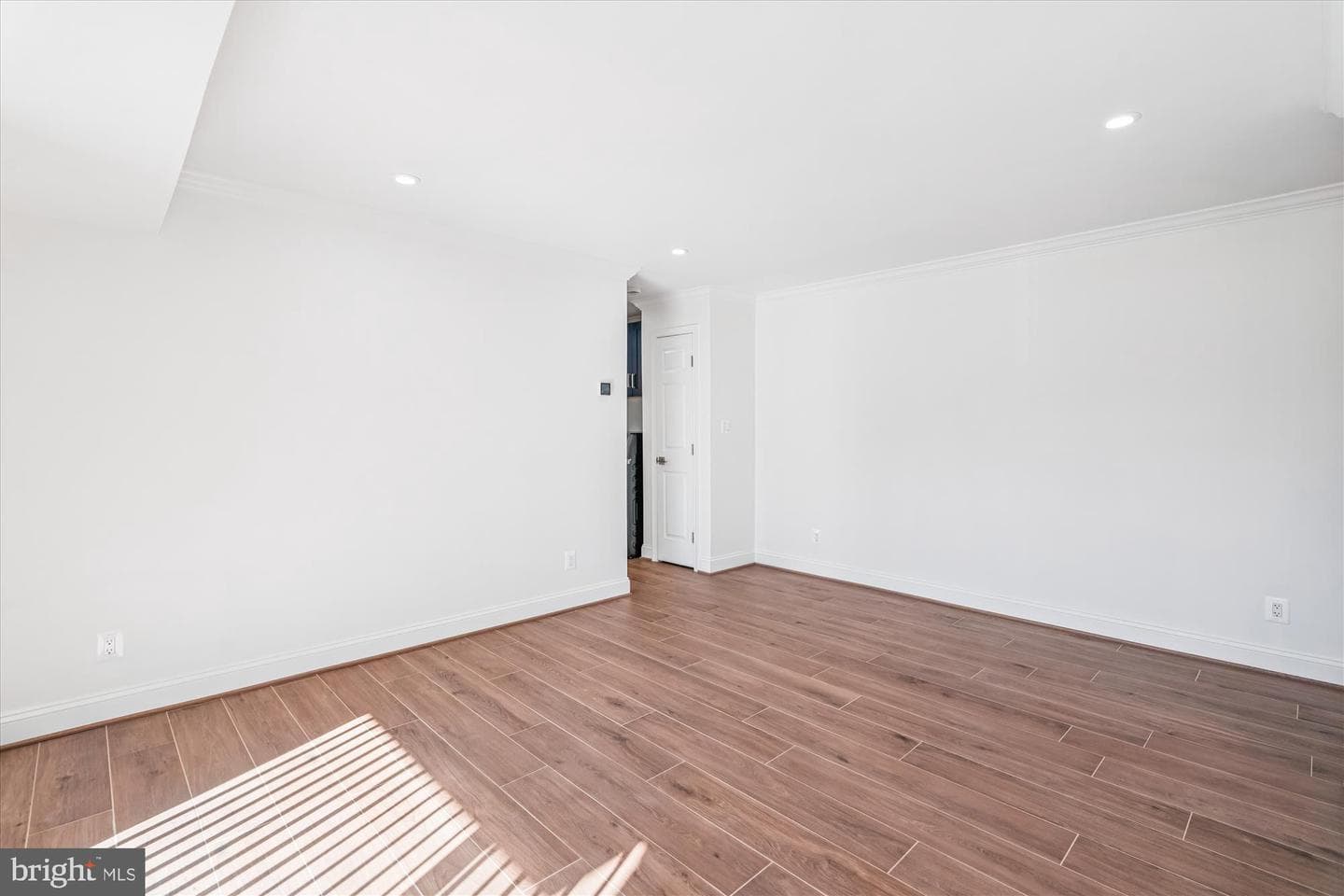 6097 Majors Lane #1 photo 11