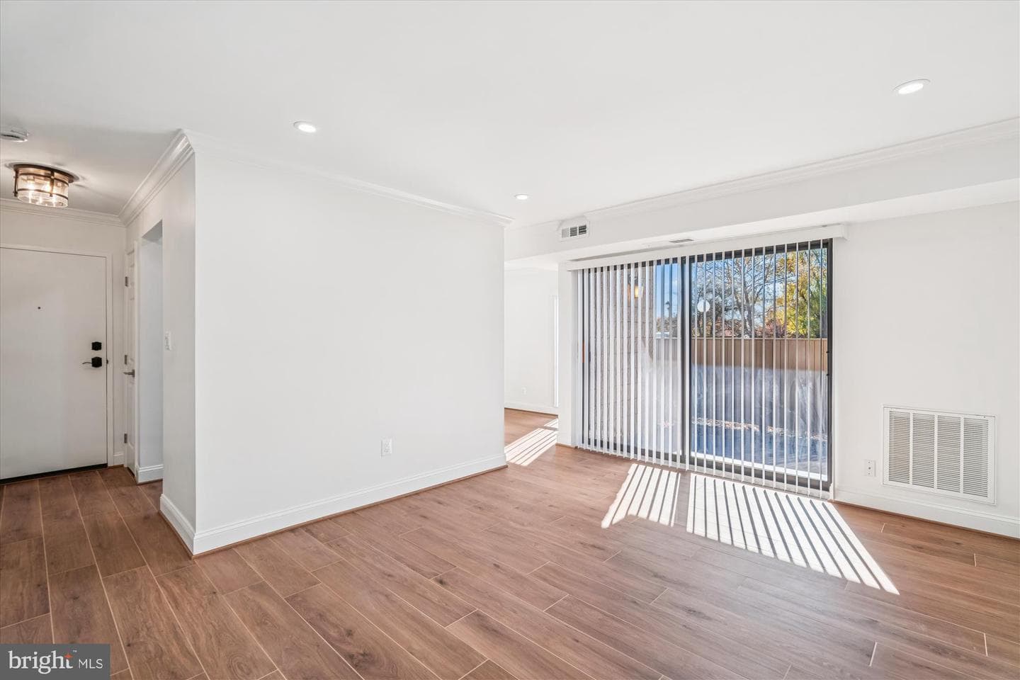 6097 Majors Lane #1 photo 12