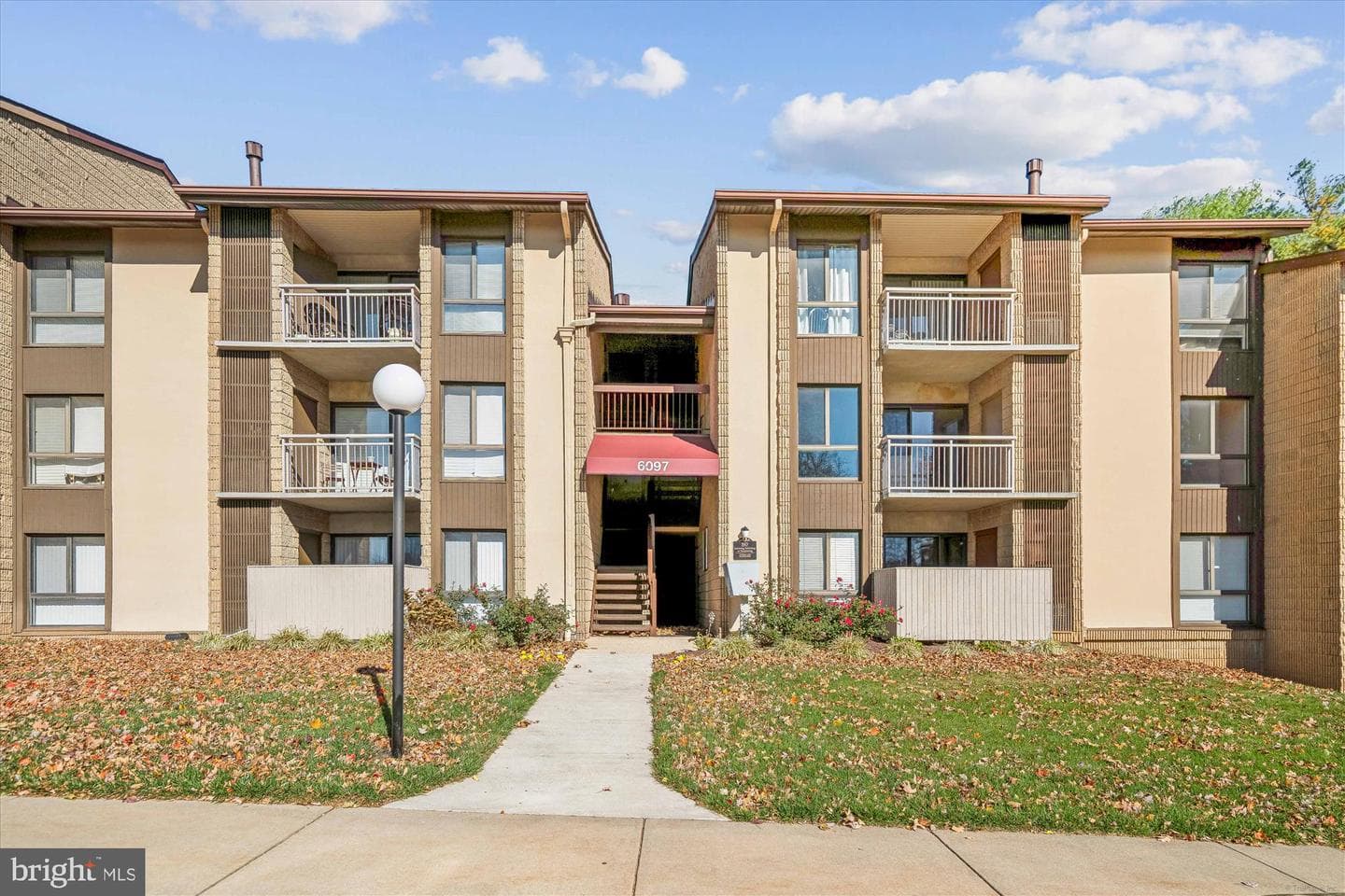 6097 Majors Lane #1 photo 2