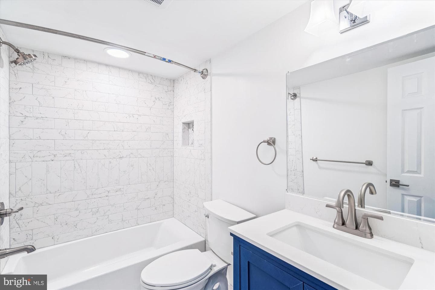 6097 Majors Lane #1 photo 23
