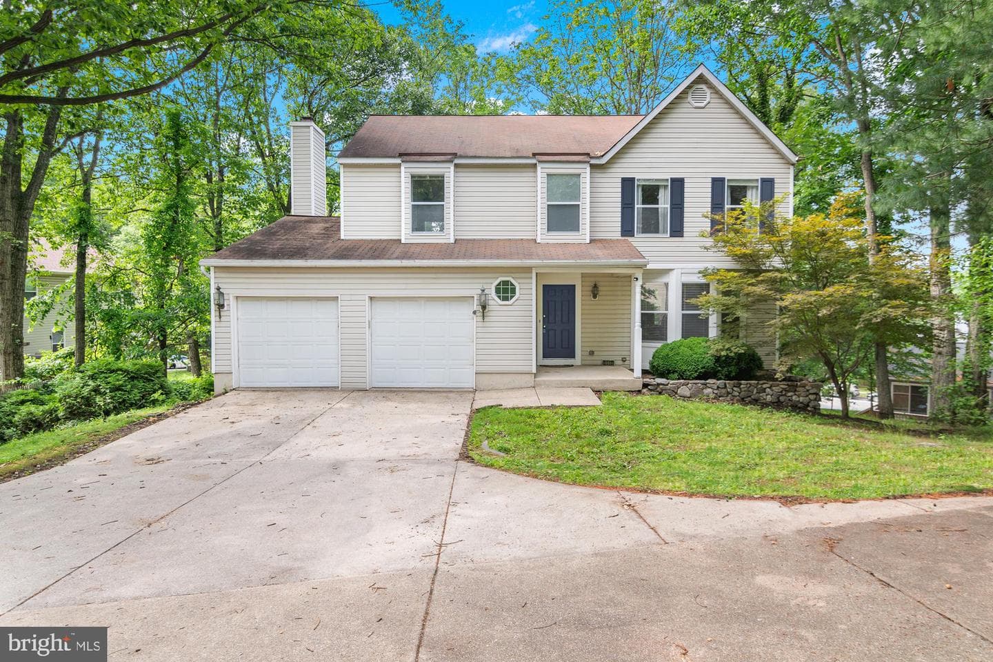 8005 Hillrise Court photo 2