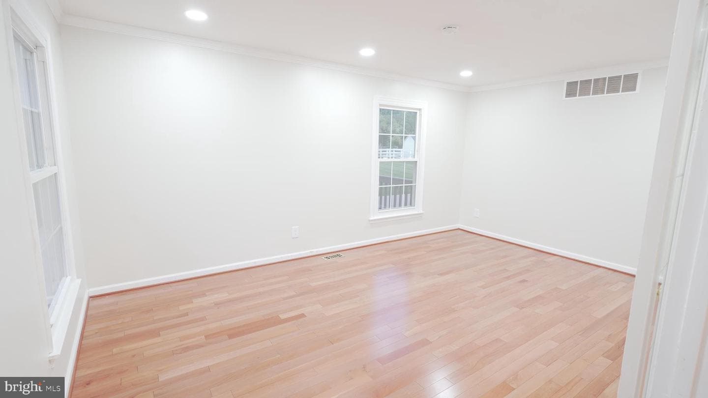 10203 Raleigh Tavern Lane photo 7