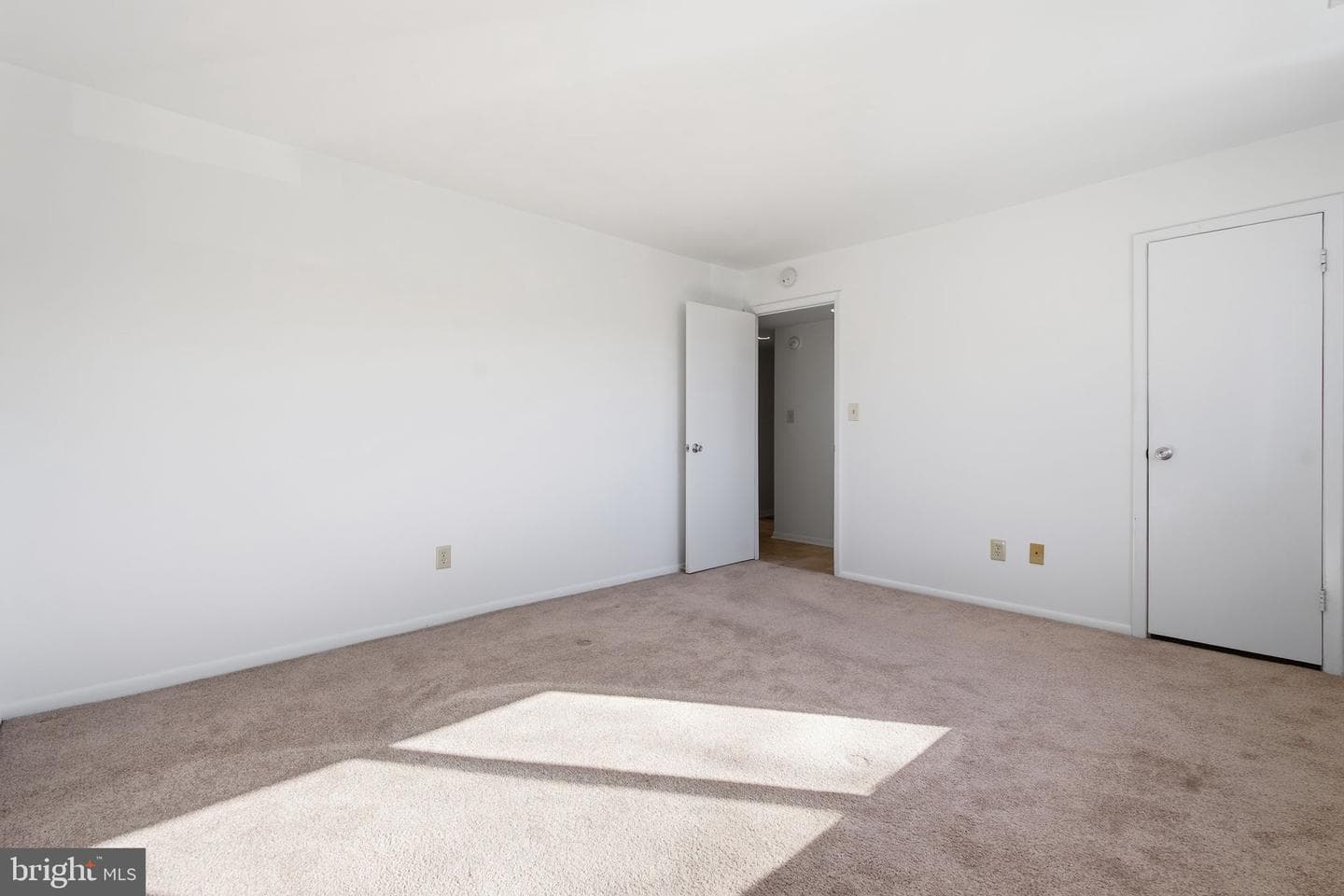 6043 Majors Lane #3 E9 photo 14