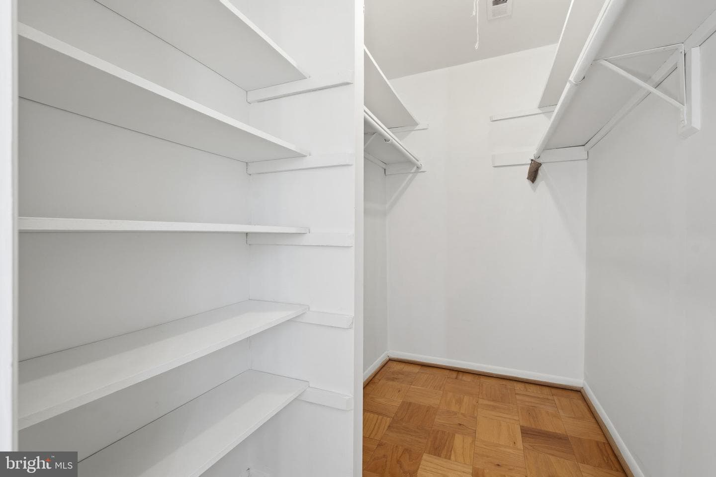 6043 Majors Lane #3 E9 photo 17