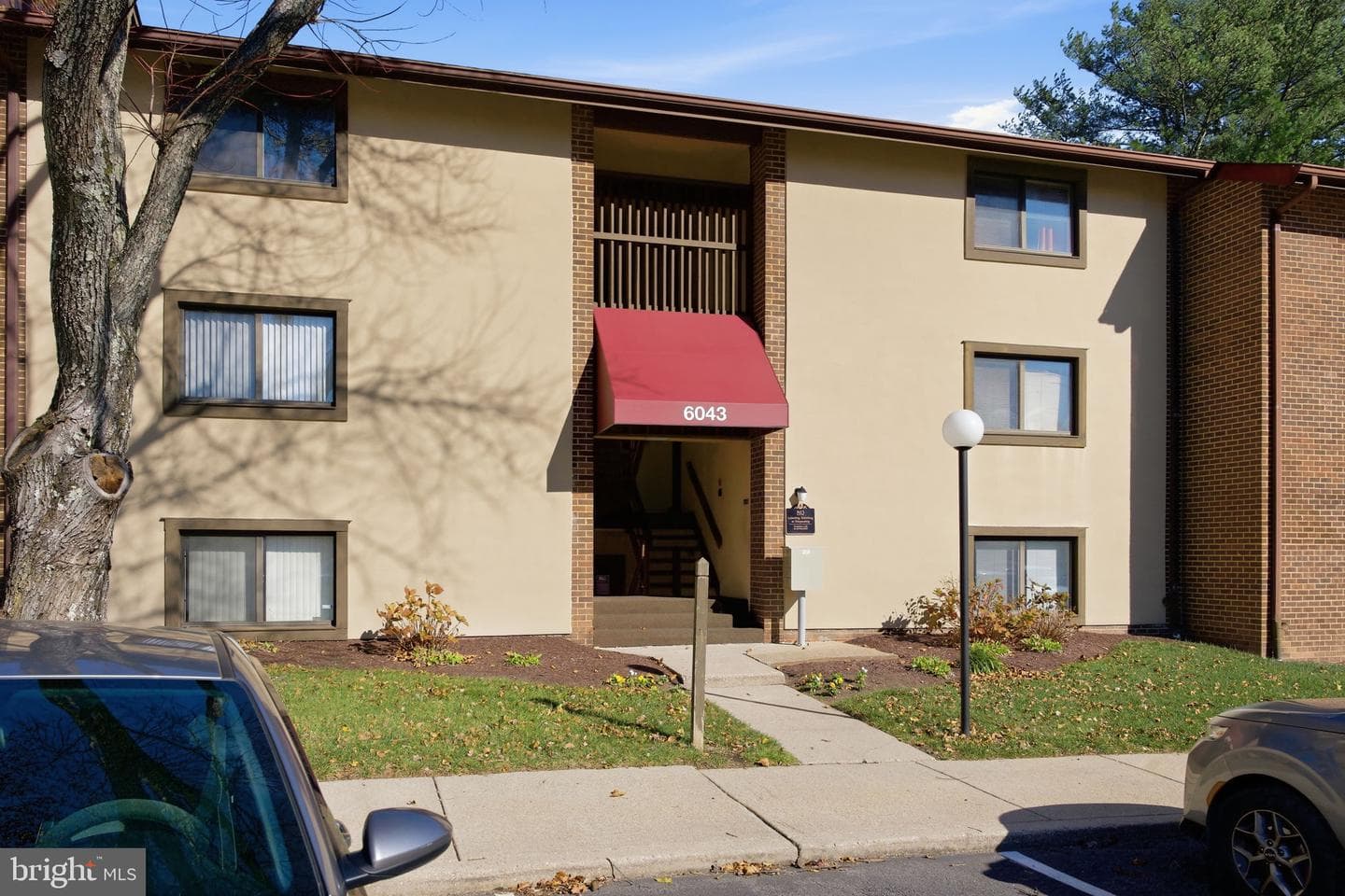 6043 Majors Lane #3 E9 photo 2
