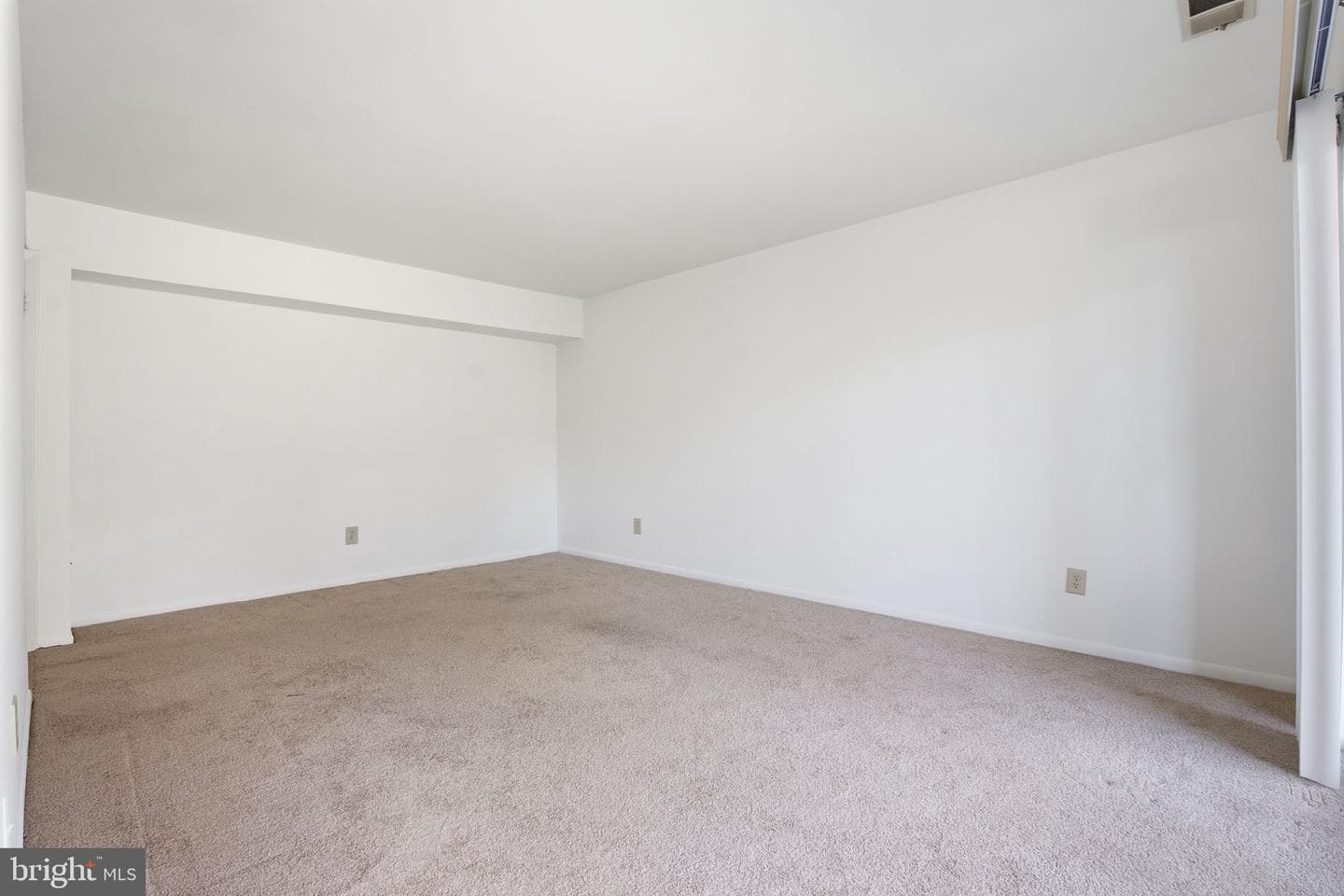 6043 Majors Lane #3 E9 photo 8