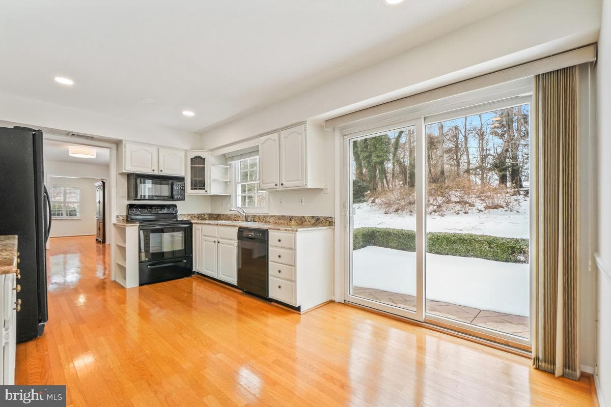 5110 W Running Brook Road photo 13