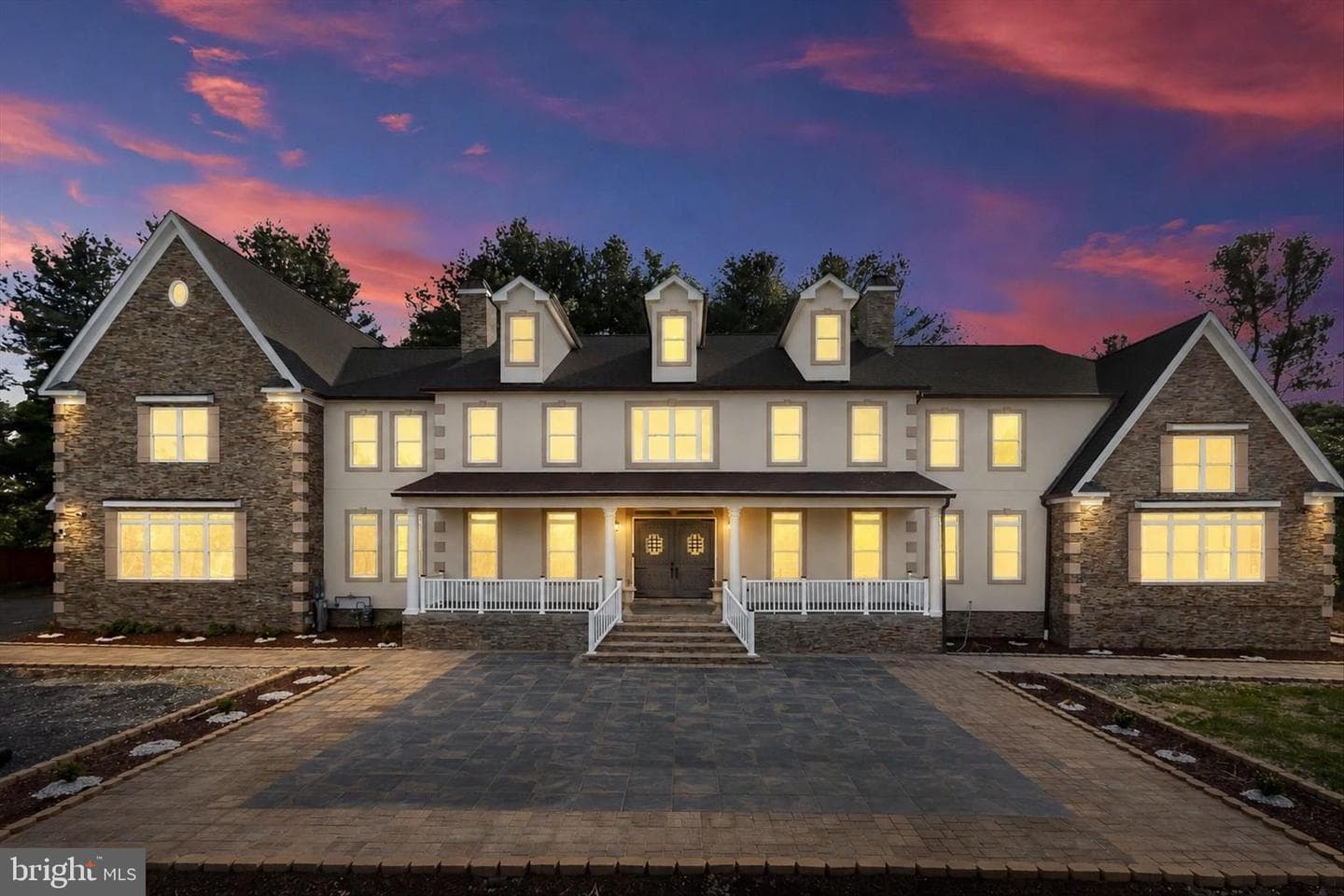 5004 Ten Oaks Road, Clarksville