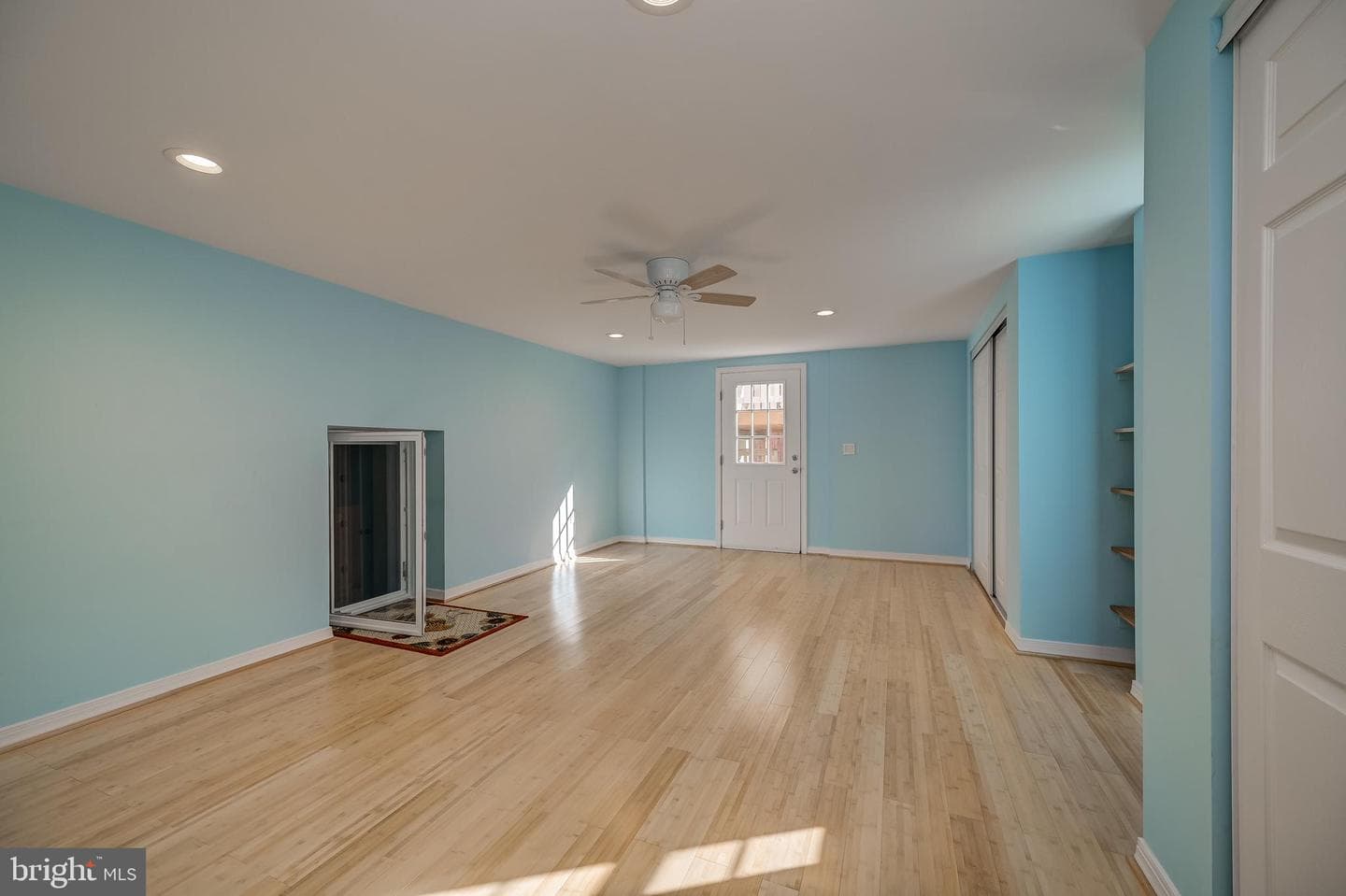 8252 Glen Court photo 36