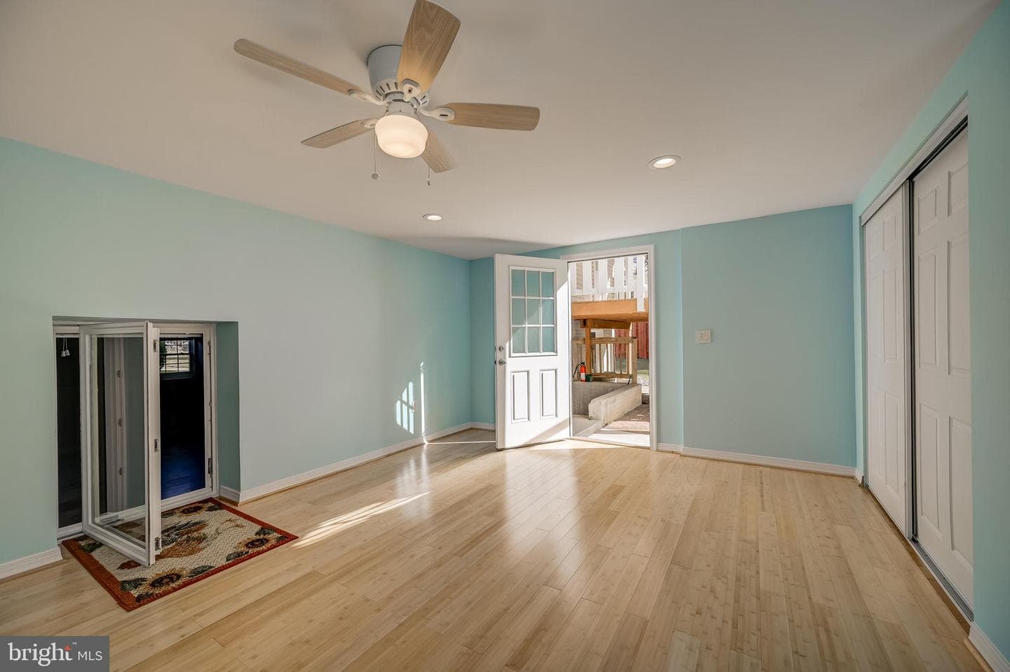 8252 Glen Court photo 38