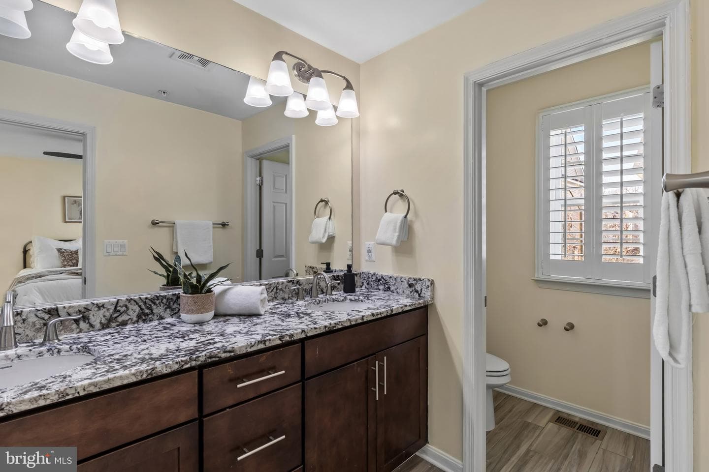 7217 Barry Lane photo 30