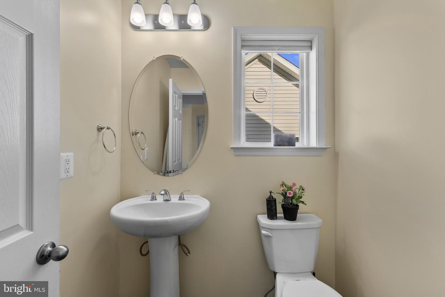 7217 Barry Lane photo 42