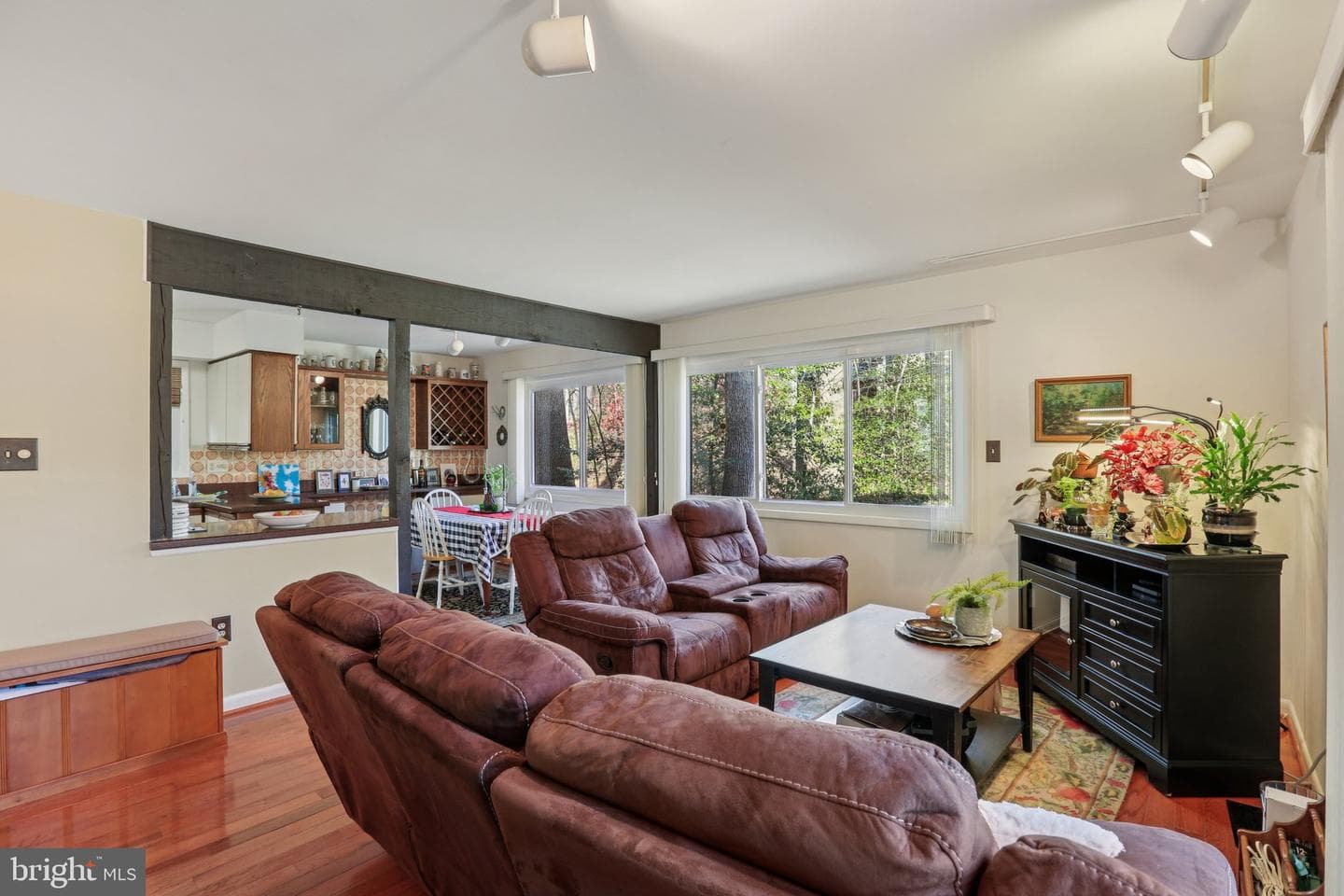 10968 Swansfield Road photo 12