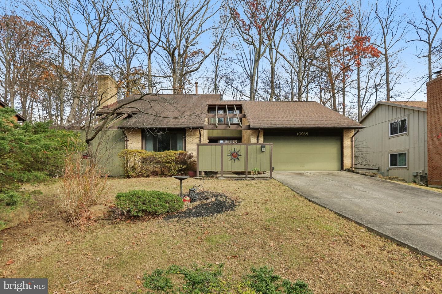 10968 Swansfield Road photo 2
