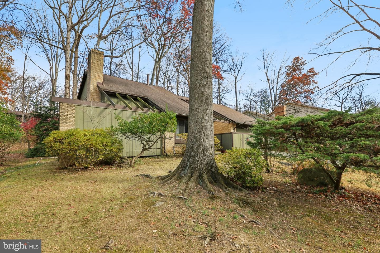 10968 Swansfield Road photo 3