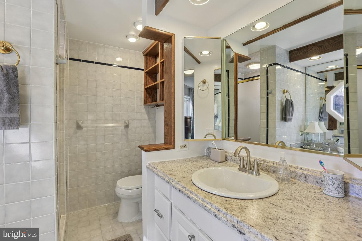 10968 Swansfield Road photo 38