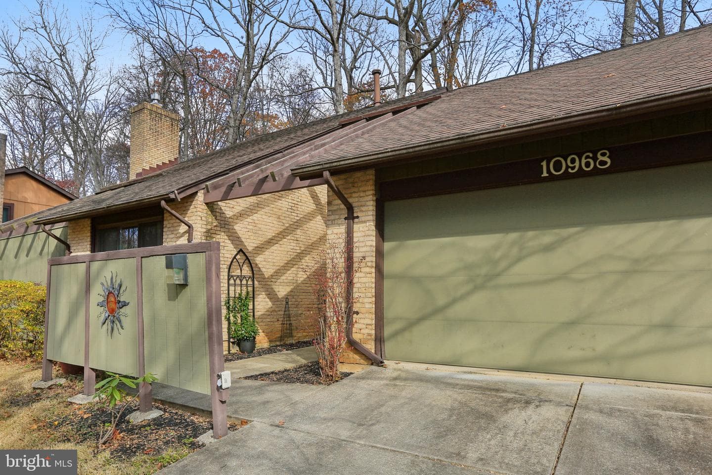 10968 Swansfield Road photo 4