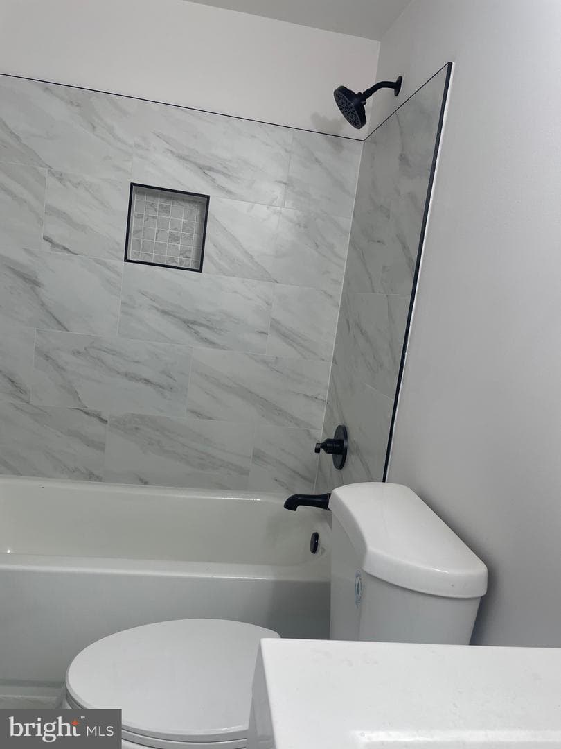 7927 Red Jacket Way photo 12