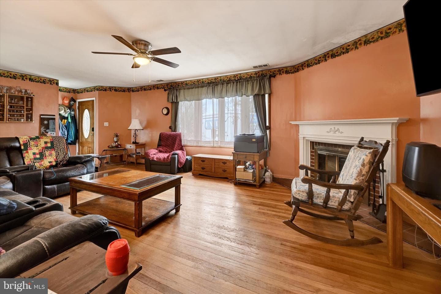 3725 Valley Road photo 4