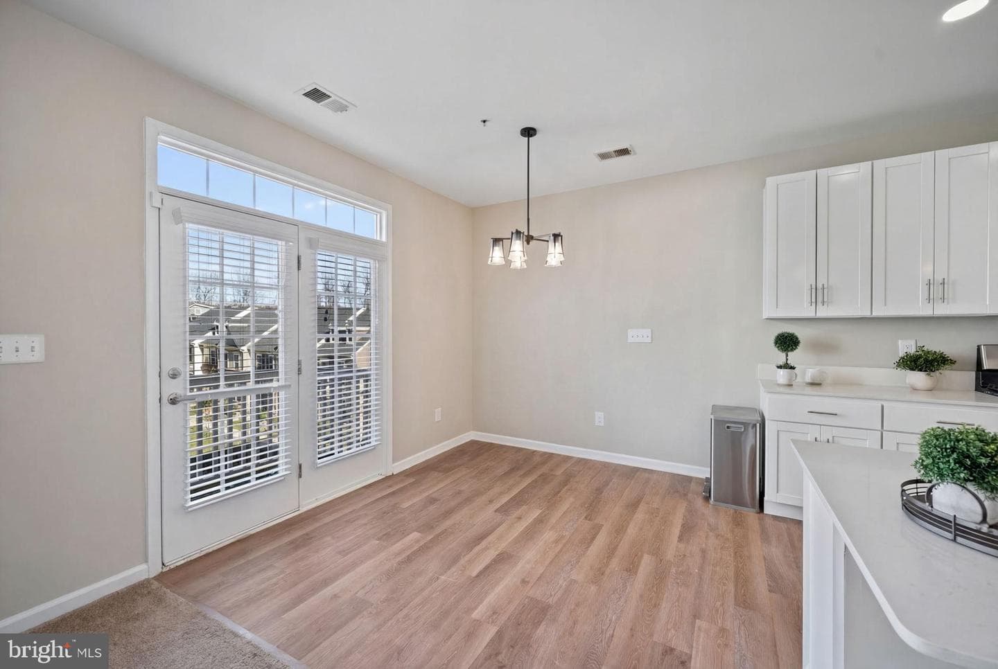 7275 Elkridge Crossing Way photo 13