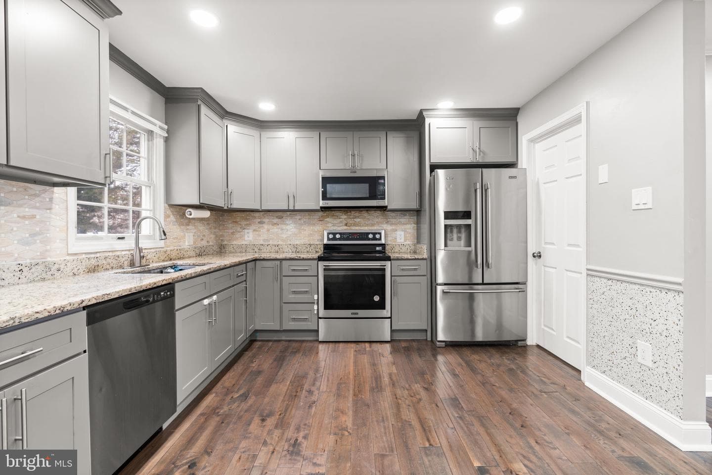 9339 Kendal Circle photo 3
