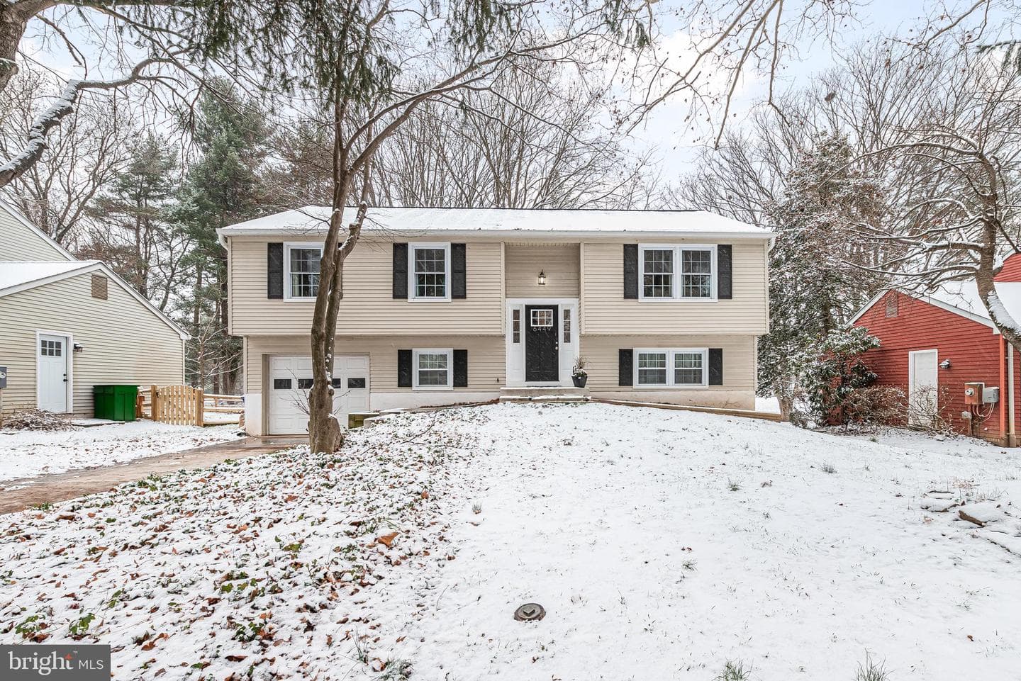 6449 Tauler Court photo 2