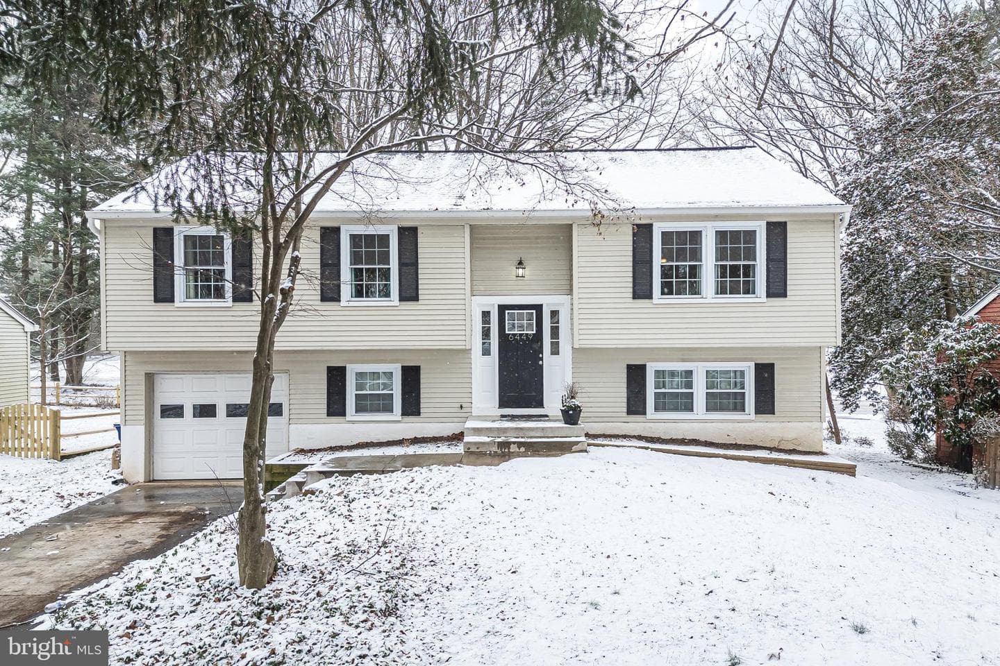 6449 Tauler Court photo 4