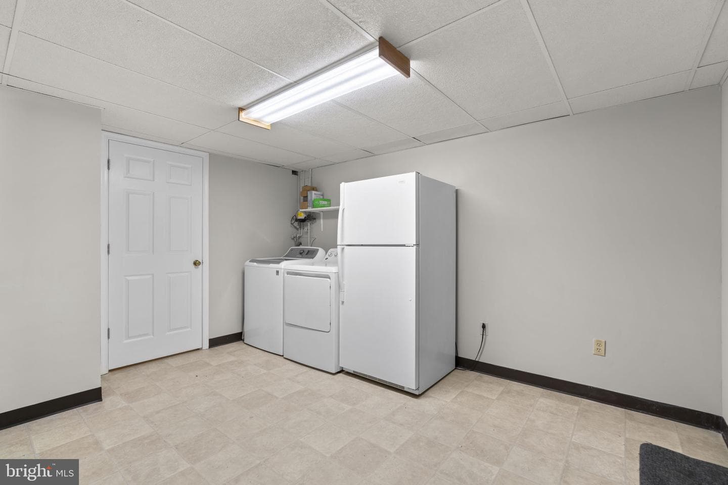 6878 Happyheart Lane photo 27