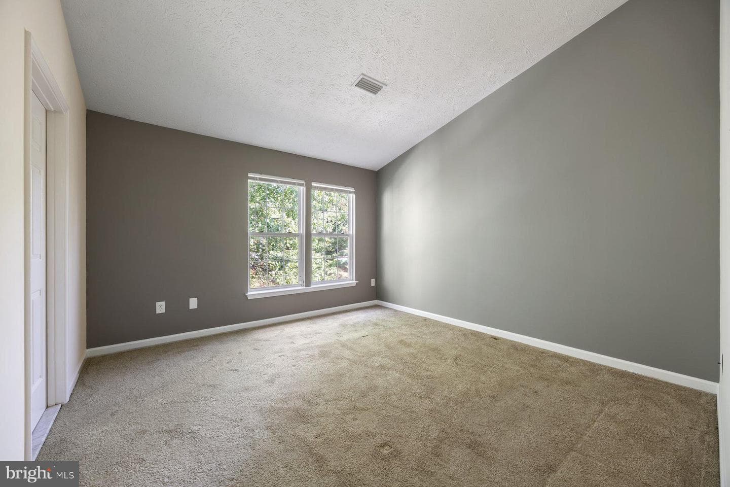 9519 Oakhurst Drive photo 22