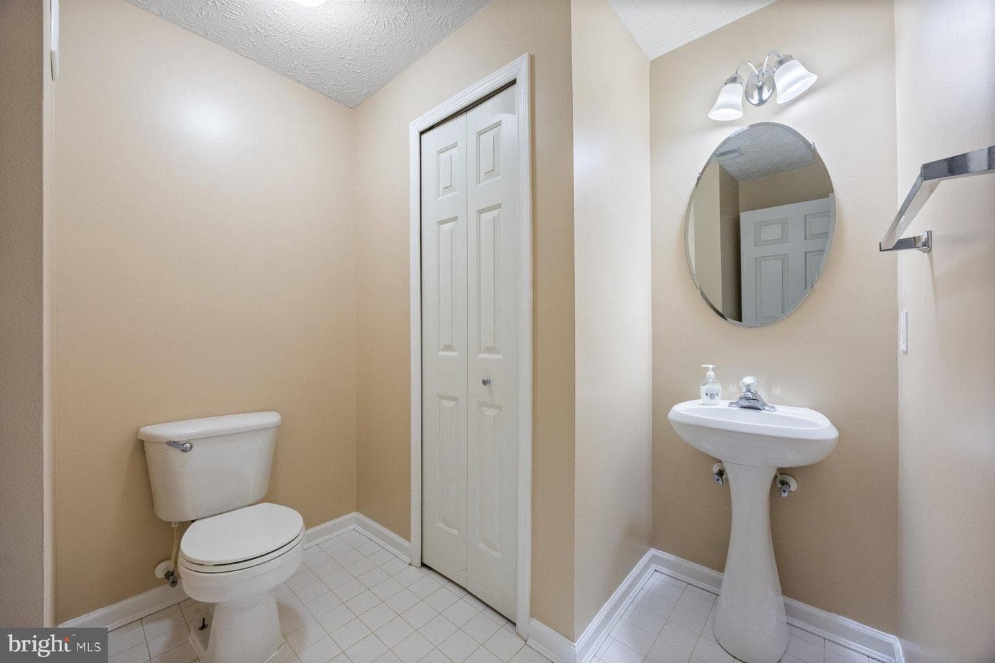 9519 Oakhurst Drive photo 35