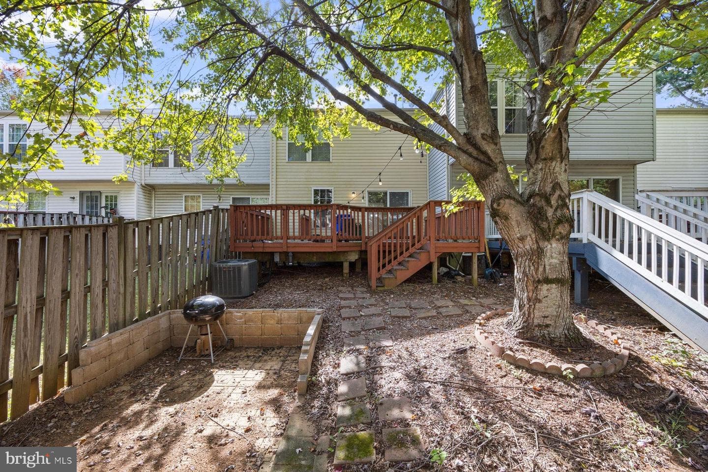 9519 Oakhurst Drive photo 37