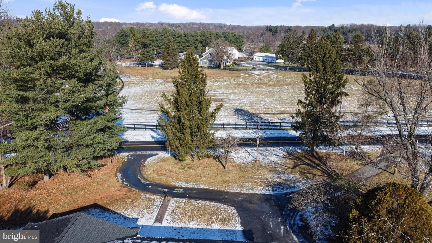 13809 Triadelphia Mill Road photo 6