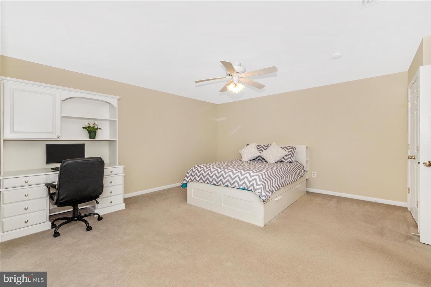15274 Ridge Hunt Drive photo 36