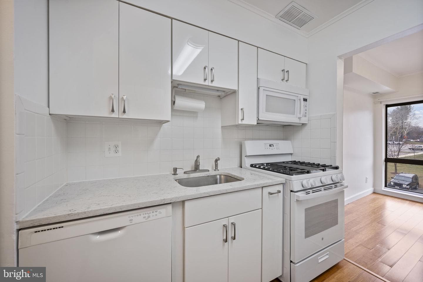 5921 Tamar Drive #12 P12 photo 11