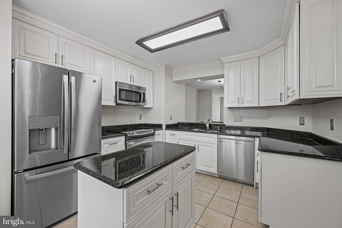 6240 Manchester Way photo 6