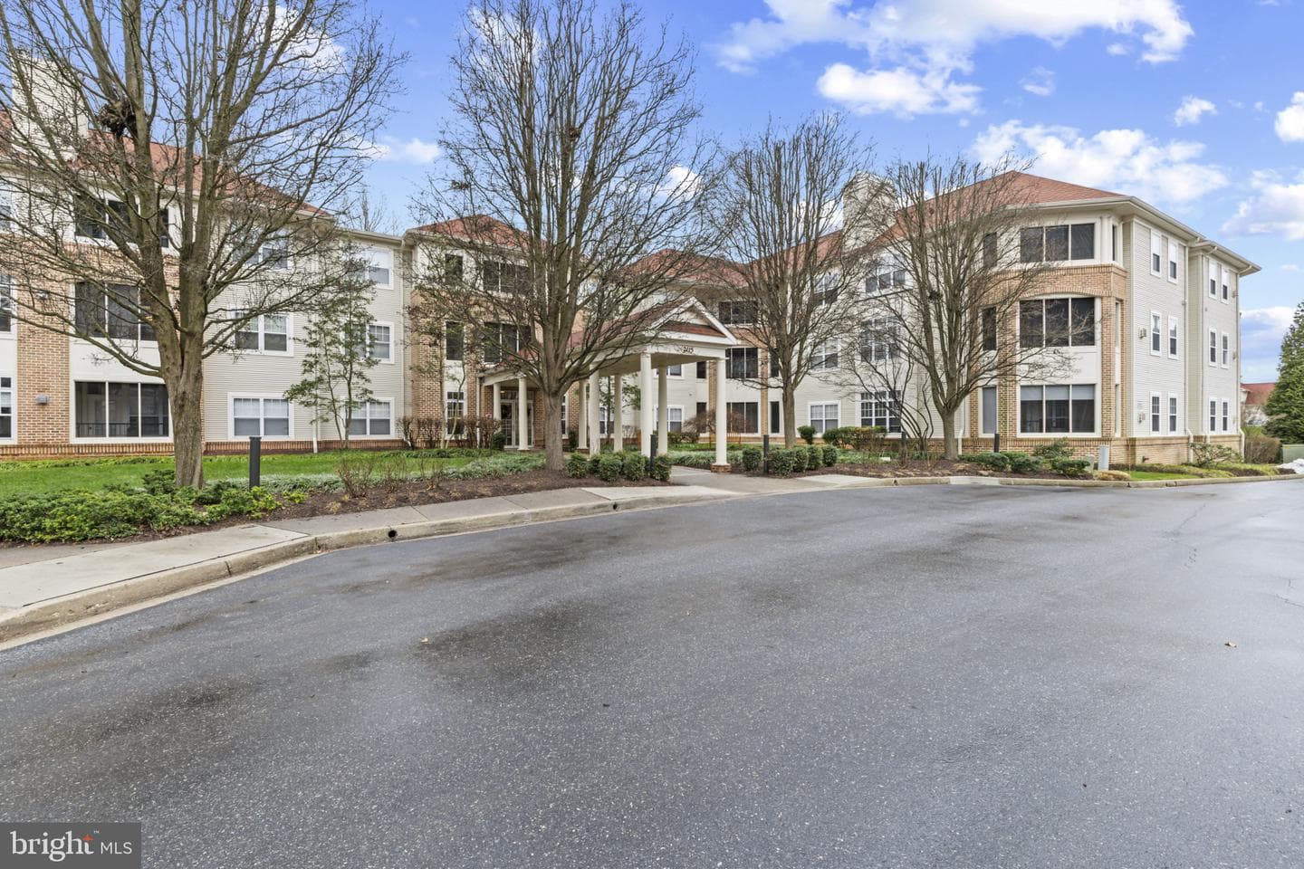 2115 Ganton Green #g-107 photo 2