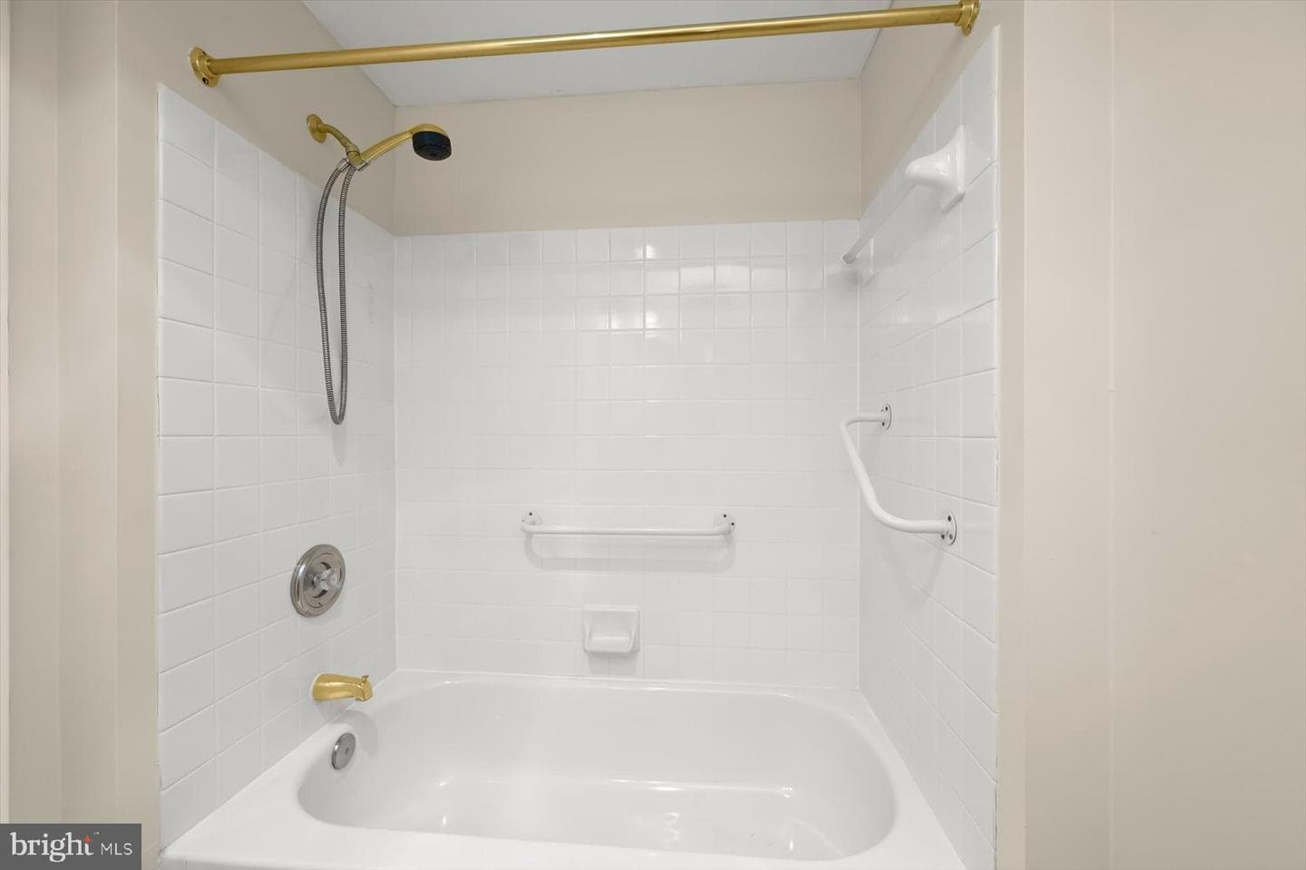 10001 Windstream Drive #404 photo 27