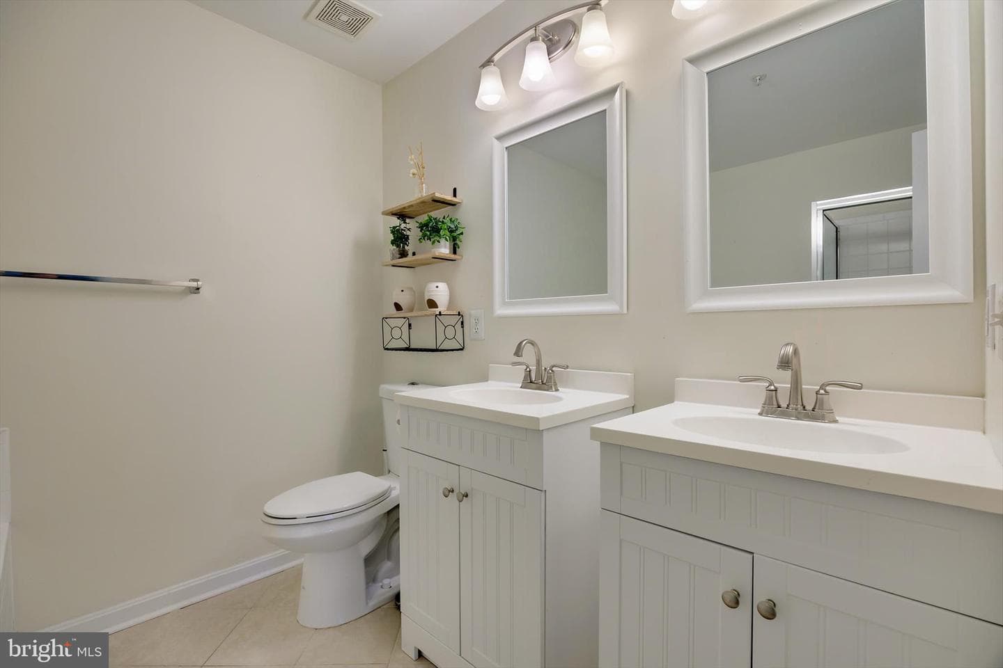 5839 Wyndham Circle #305 photo 26