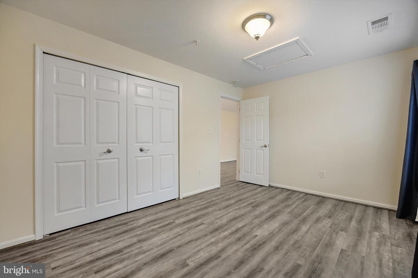 5839 Wyndham Circle #305 photo 29