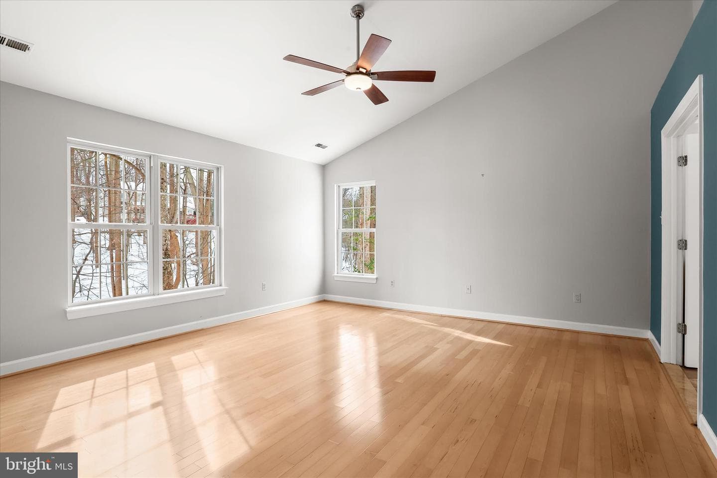 6831 Caravan Court photo 26