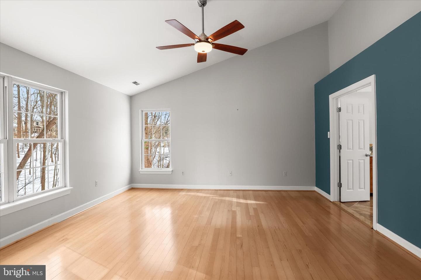 6831 Caravan Court photo 27