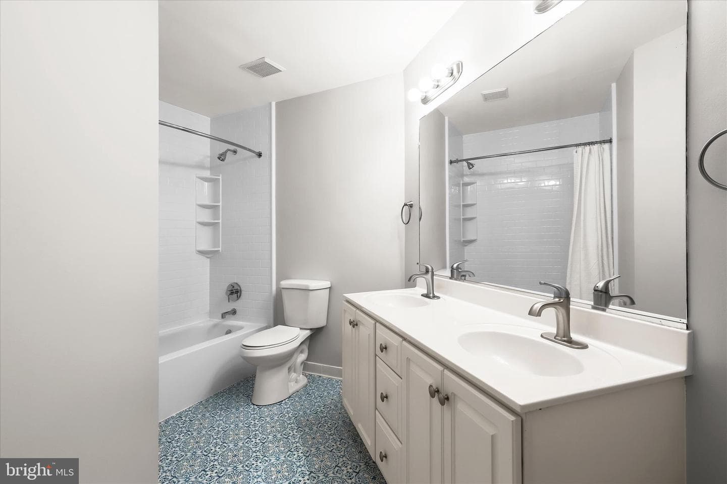 6831 Caravan Court photo 40