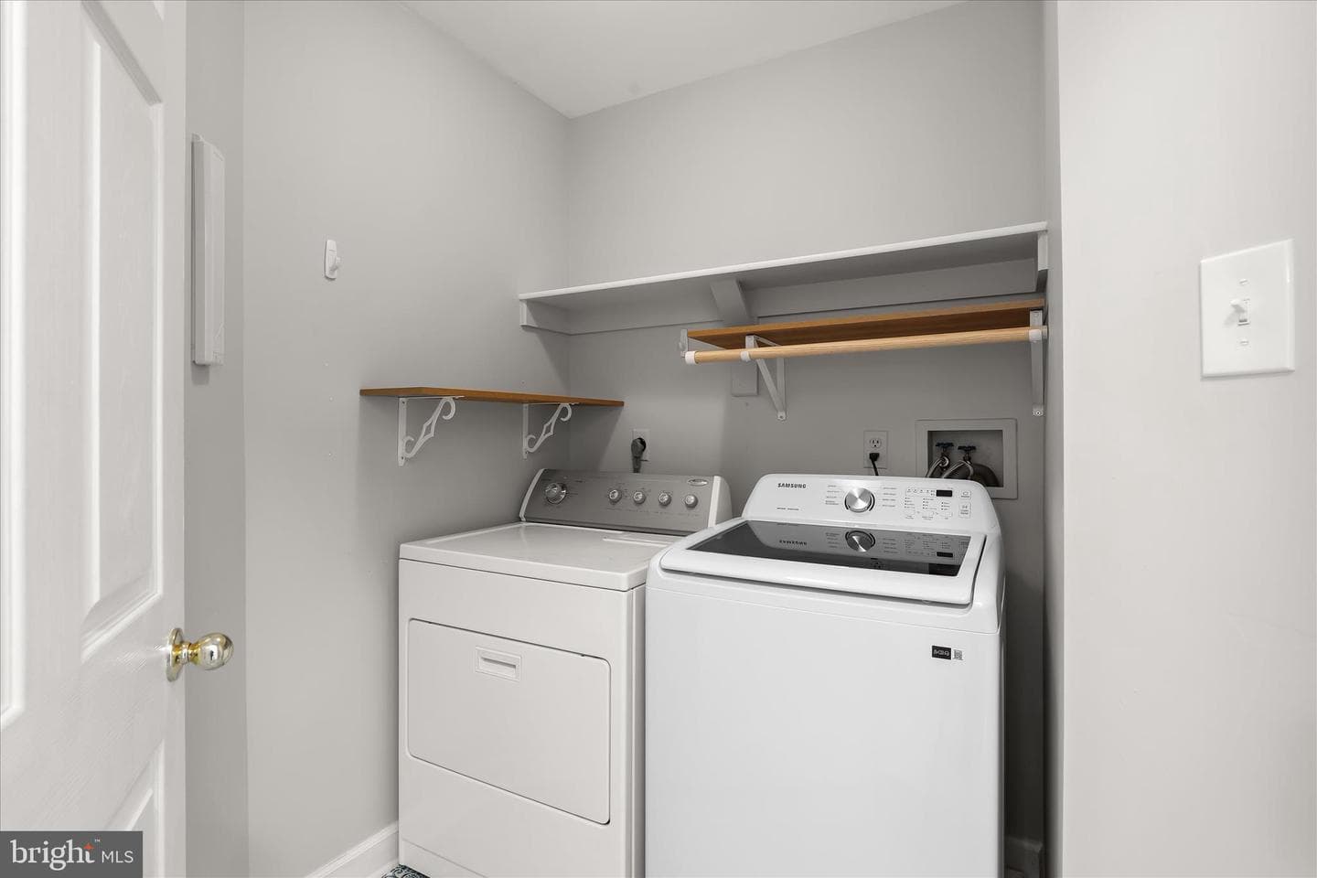 6831 Caravan Court photo 41