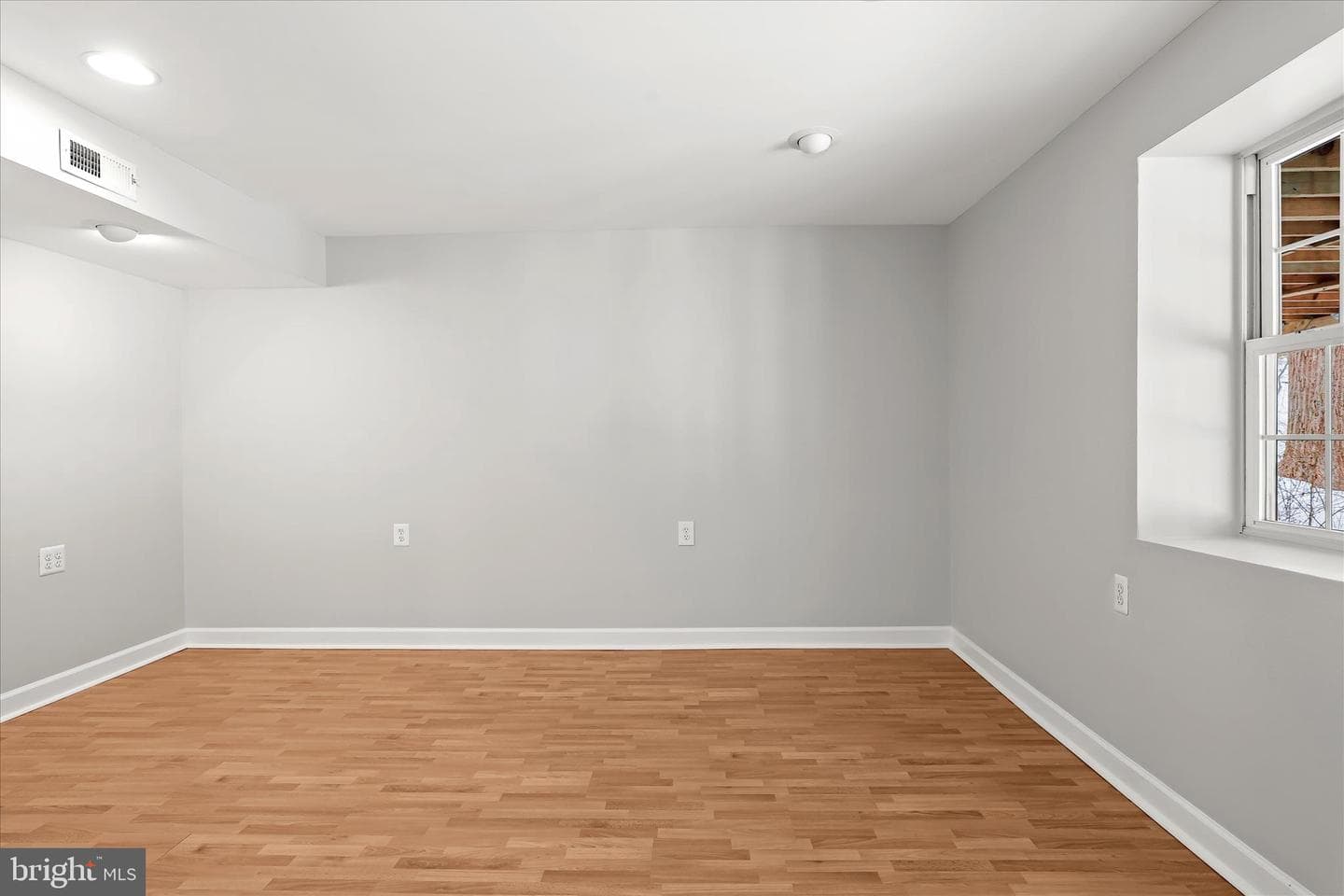 6831 Caravan Court photo 46