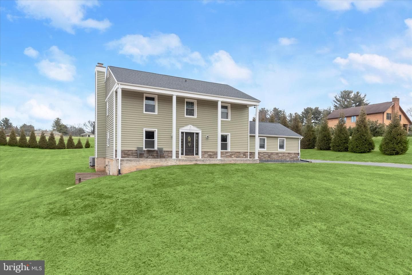 2591 Louanne Court photo 1