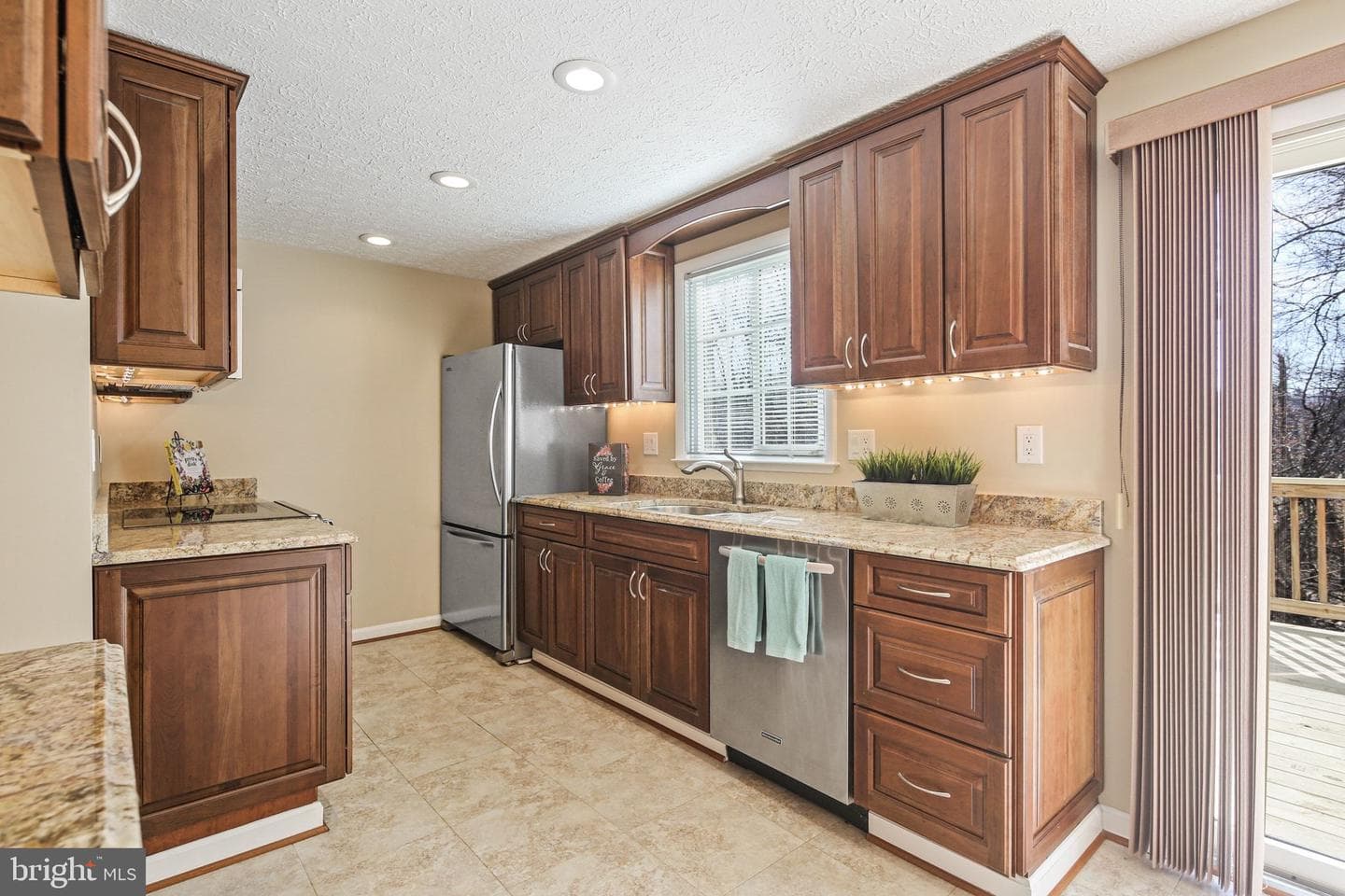 10747 Glen Hannah Drive photo 10