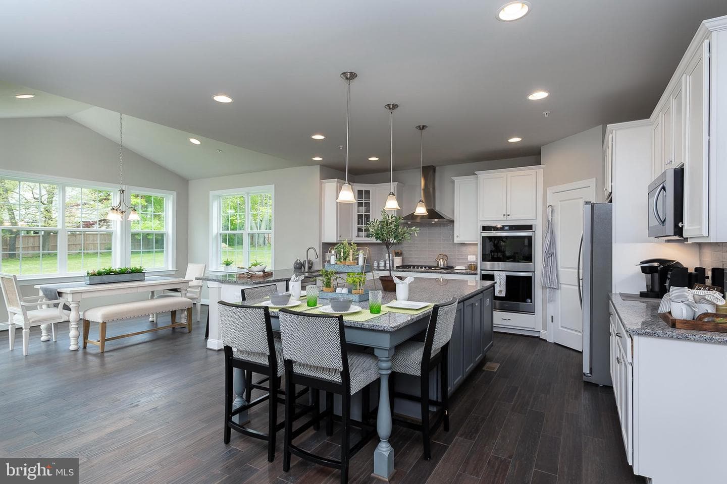 4468 Ilchester Road photo 3