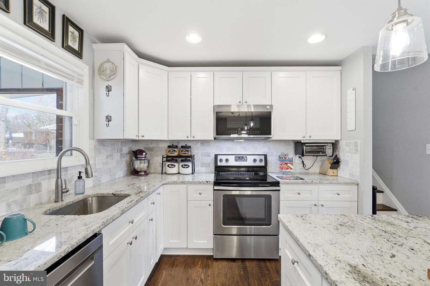 10798 W Crestview Lane photo 5