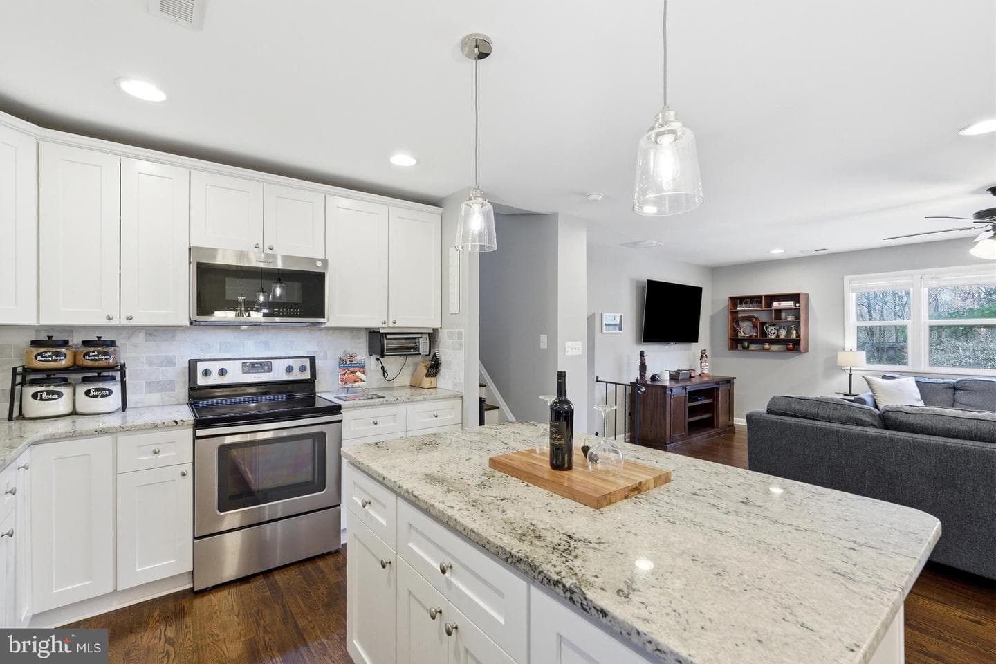 10798 W Crestview Lane photo 8