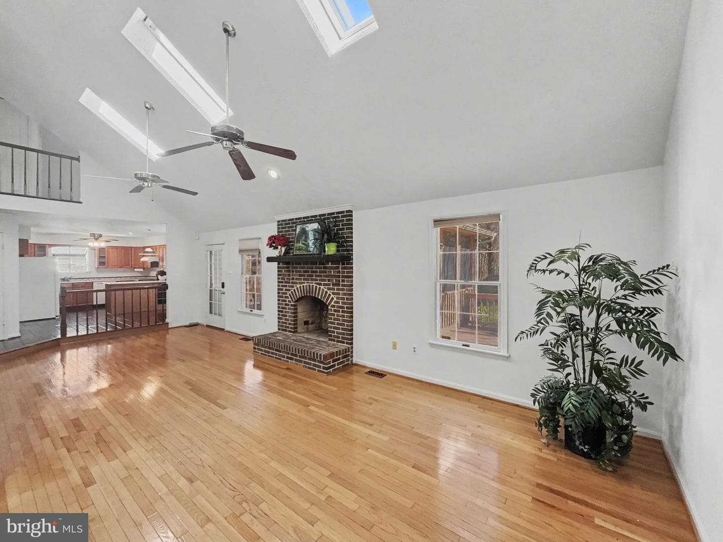 3823 Grosvenor Drive photo 21
